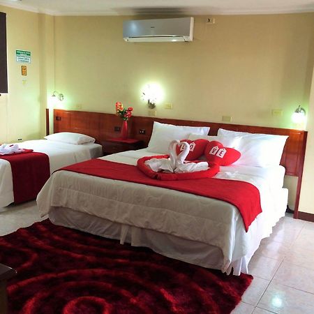 Hotel Los Algarrobos Puerto Baquerizo Moreno Dış mekan fotoğraf