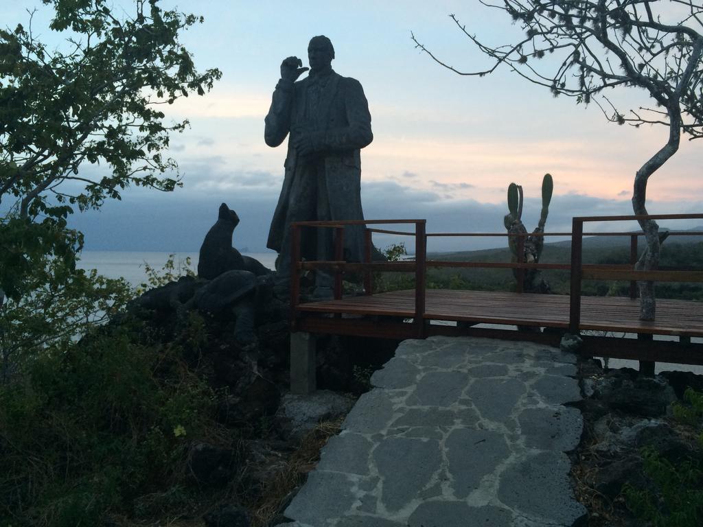 Hotel Los Algarrobos Puerto Baquerizo Moreno Dış mekan fotoğraf